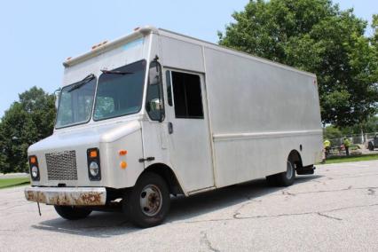 2001 Workhorse P42