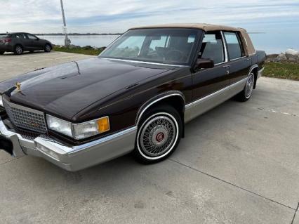 1990 Cadillac Sedan Deville