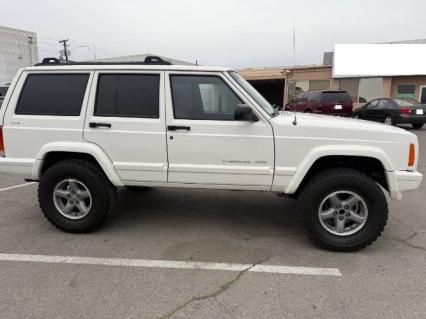 2000 Jeep Cherokee