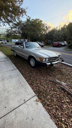 1985 Mercedes Benz 380SL
