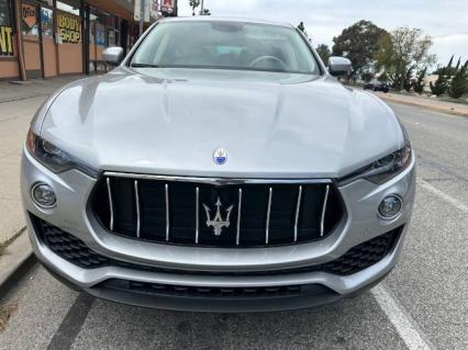 2018 Mitsubishi Levante