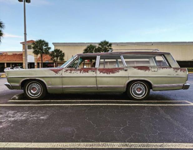 1967 Ford Country Sedan