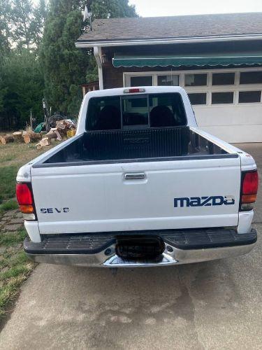 1998 Mazda B3000