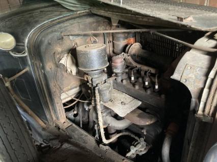 1930 Chrysler 77