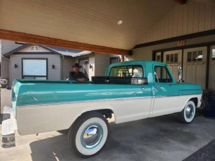 1967 Ford F250