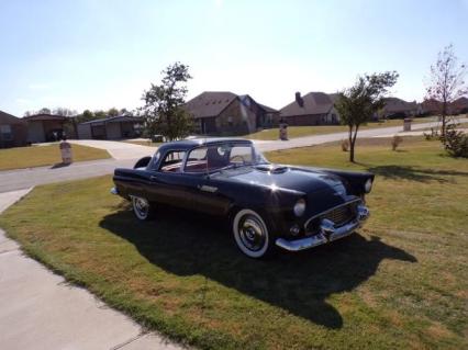 1956 Ford Thunderbird