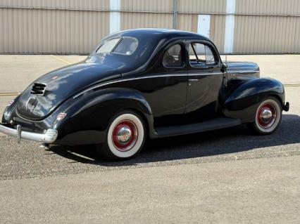 1940 Ford Deluxe