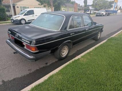 1982 Mercedes Benz 300D