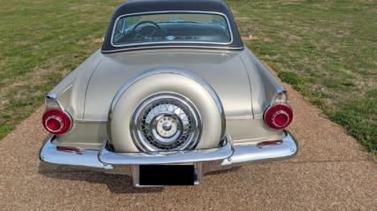 1956 Ford Thunderbird