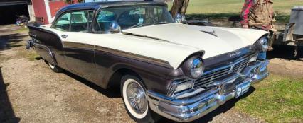 1957 Ford Fairlane