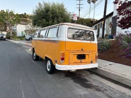 1977 Volkswagen Bus