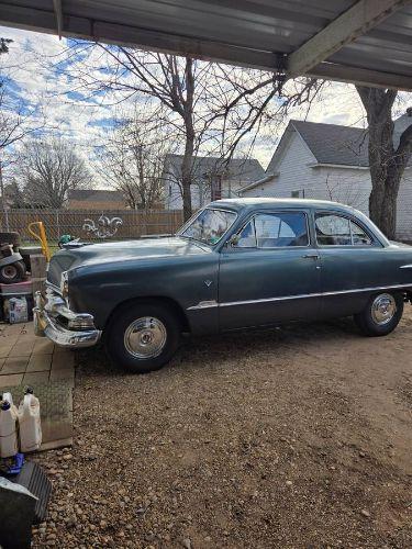 1951 Ford Victoria