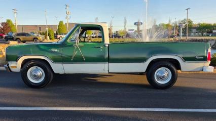 1973 Dodge D200