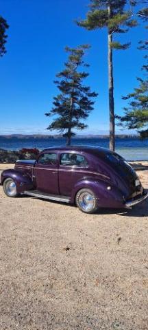 1939 Ford Deluxe