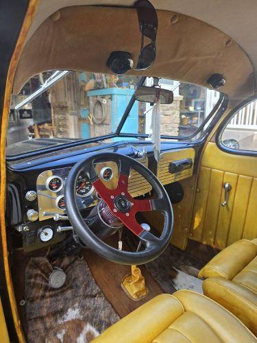 1937 Ford Tudor