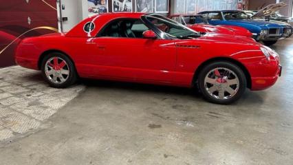 2003 Ford Thunderbird