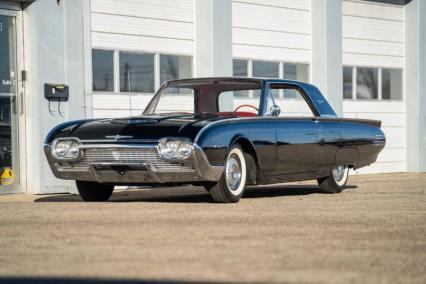 1961 Ford Thunderbird