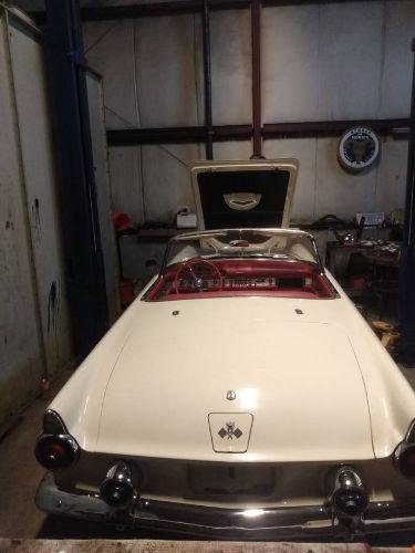 1955 Ford Thunderbird