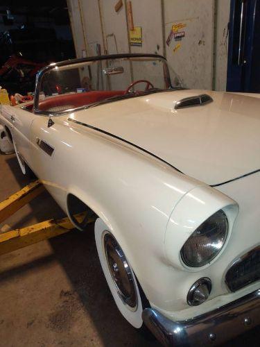 1955 Ford Thunderbird
