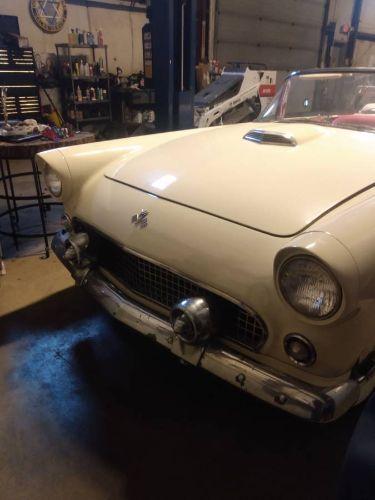1955 Ford Thunderbird
