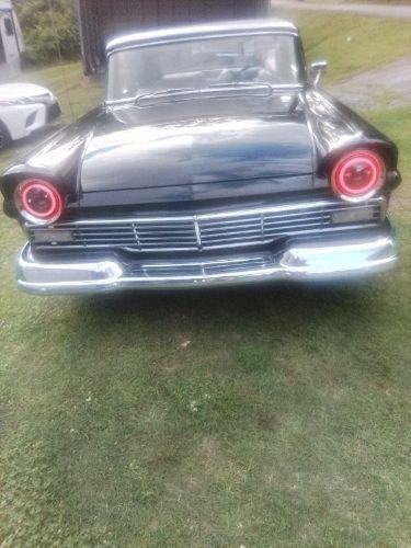 1957 Ford Fairlane