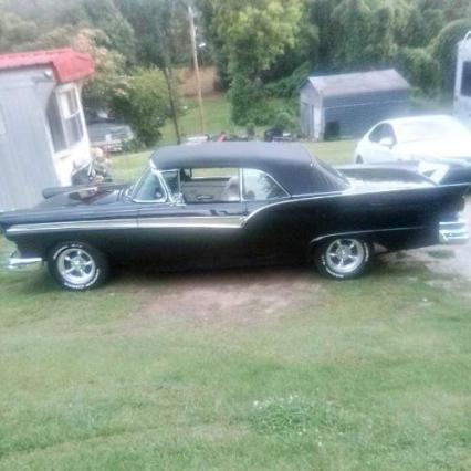1957 Ford Fairlane