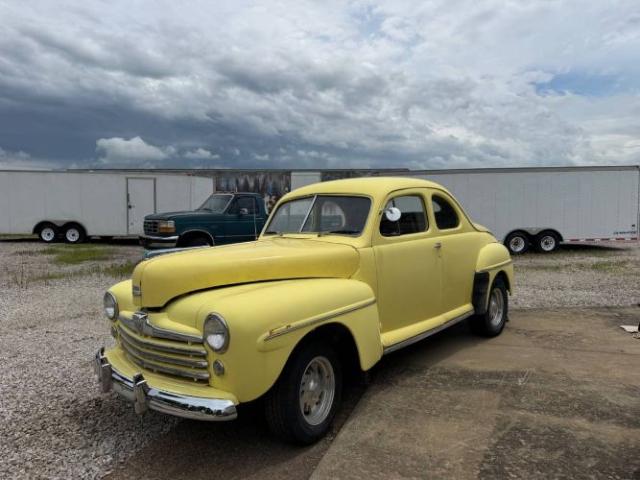 1947 Ford Super Deluxe