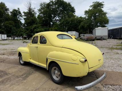 1947 Ford Super Deluxe