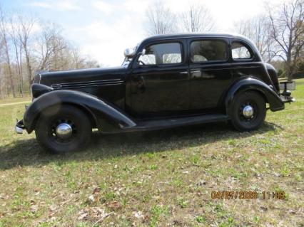 1936 Plymouth P2