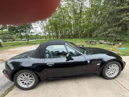 2019 BMW y23