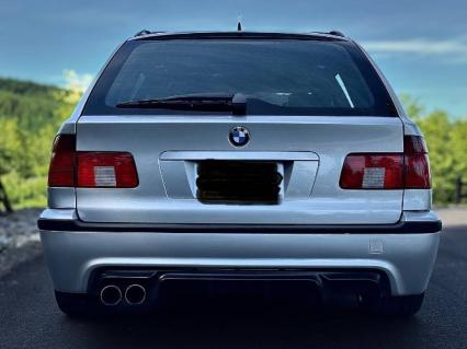 2000 BMW E39