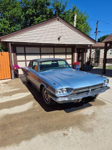 1966 Ford Thunderbird