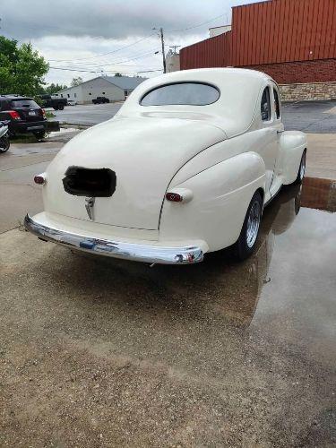 1948 Ford Custom Deluxe