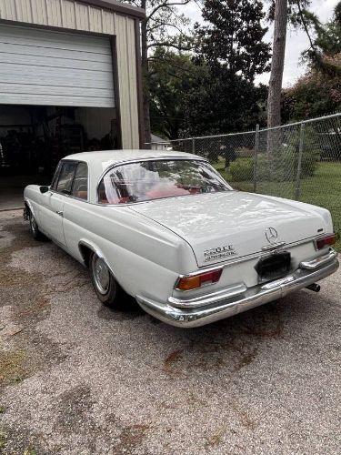 1965 Mercedes Benz 220