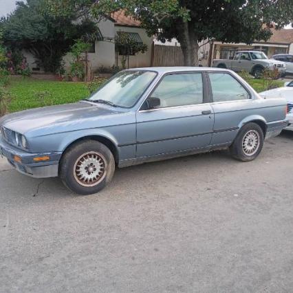 1989 BMW 325i