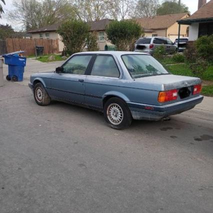 1989 BMW 325i