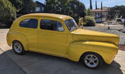 1946 Ford Super Deluxe
