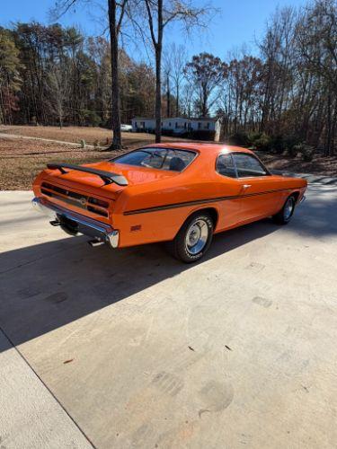 1970 Plymouth Duster