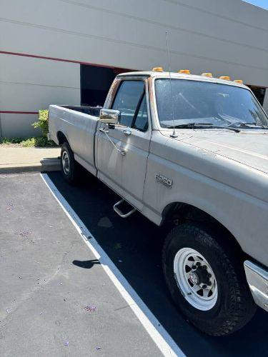 1987 Ford F250