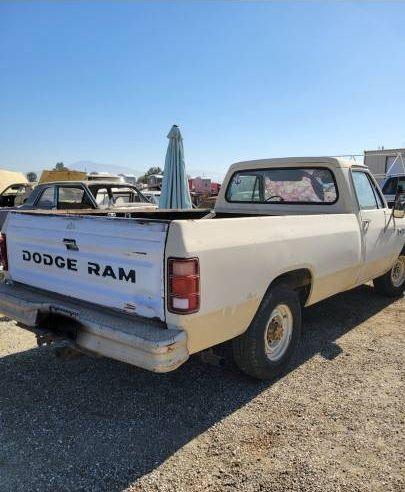 1983 Dodge D2500