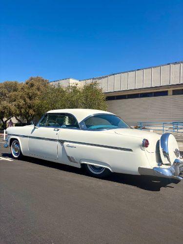 1954 Ford Crestline