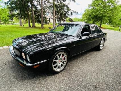 2002 Jaguar XJR