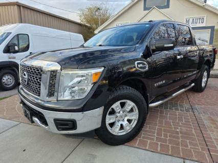 2017 Nissan Titan