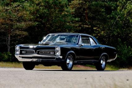 1967 Pontiac GTO  Tribute