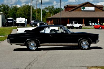 1967 Pontiac GTO  Tribute