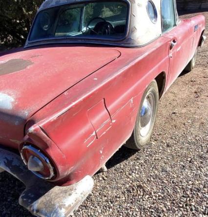 1957 Ford Thunderbird