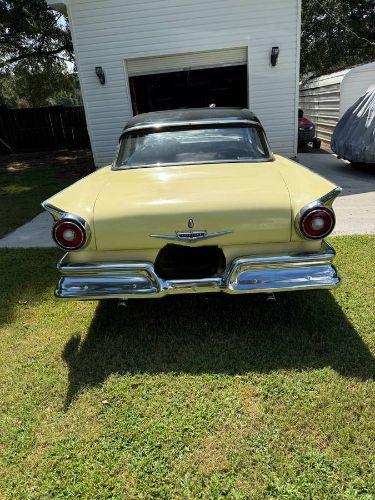 1957 Ford Fairlane 500