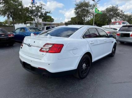 2015 Ford Taurus
