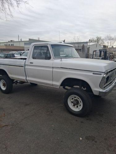1975 Ford F250