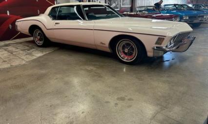 1972 Buick Riviera